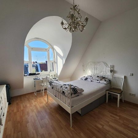 One Private Room Available In A Two Room Apartment In Tegel, Berlin Ngoại thất bức ảnh