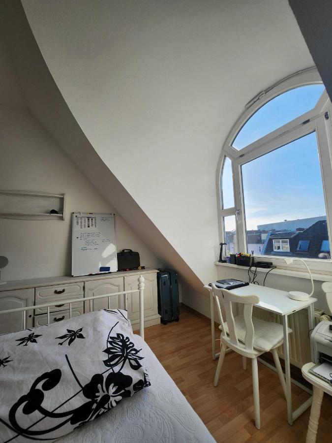 One Private Room Available In A Two Room Apartment In Tegel, Berlin Ngoại thất bức ảnh